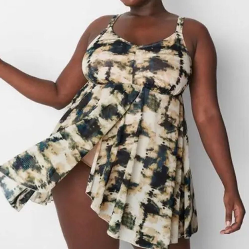 NWT Cacique Mesh Flyaway No-Wire Swim Dress Size 32